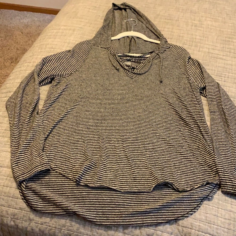 Hooded sweater